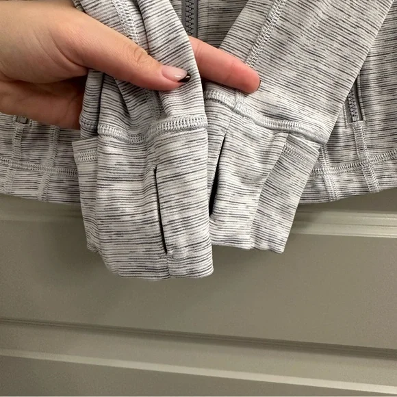 Lululemon Define Jacket - Picture 7 of 9